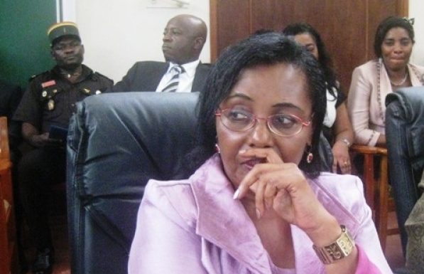 L’assommoir : L’impropre Nalova Lyonga au Minesec